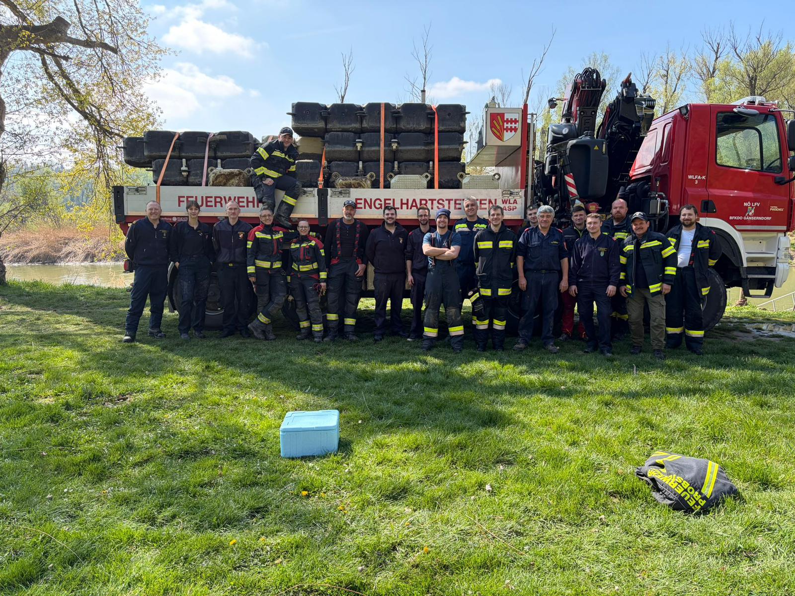 20260411 Anrudern - Start der Wasserdienstsaison